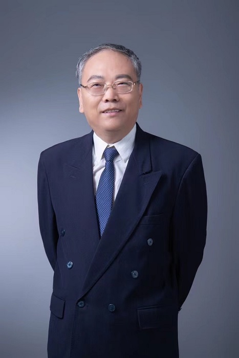 1614233997441202.jpg 王伯鲁照片.jpg